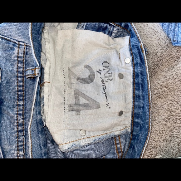 One Denim shorts - Picture 2 of 3